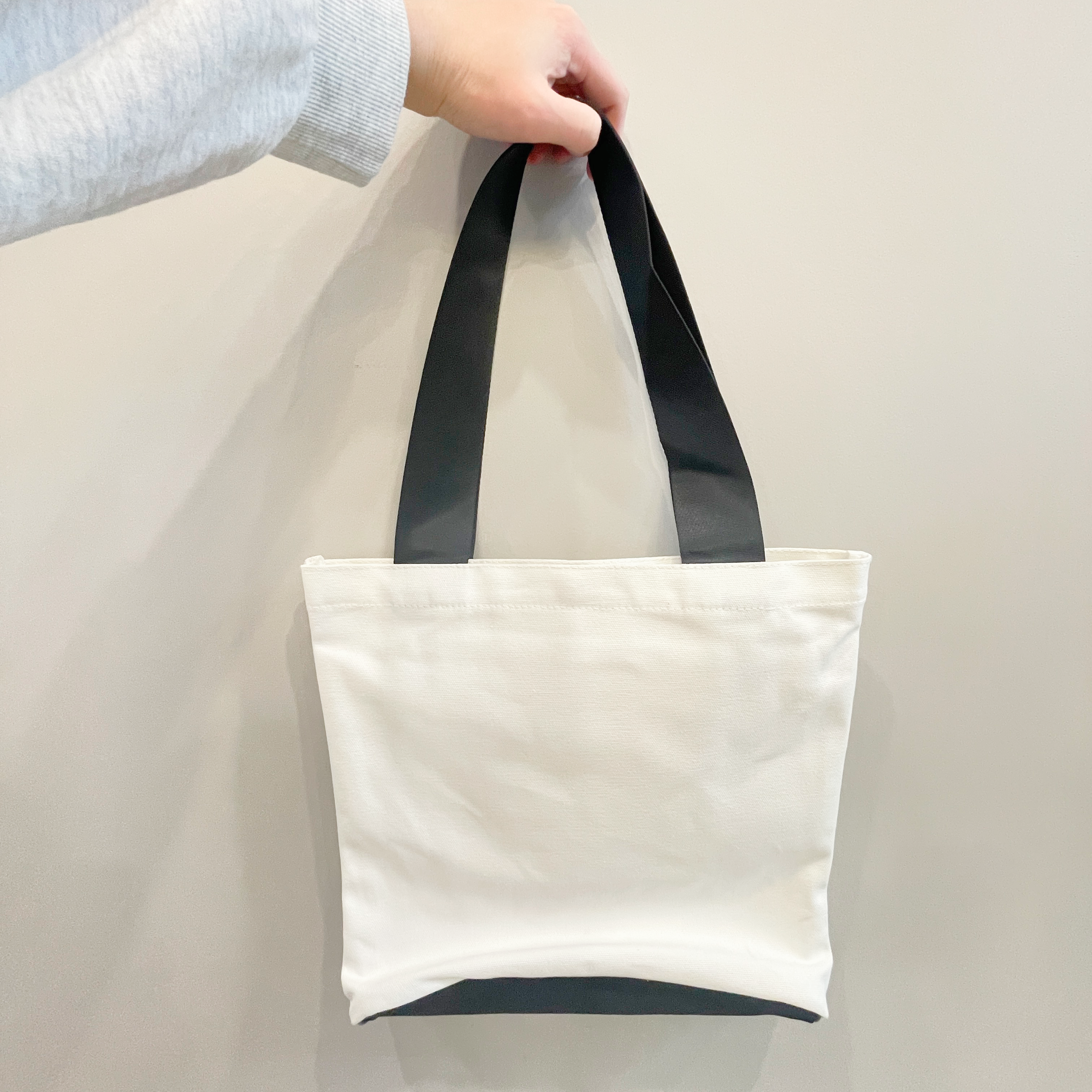 Broadcast Fantasia Tote Bag