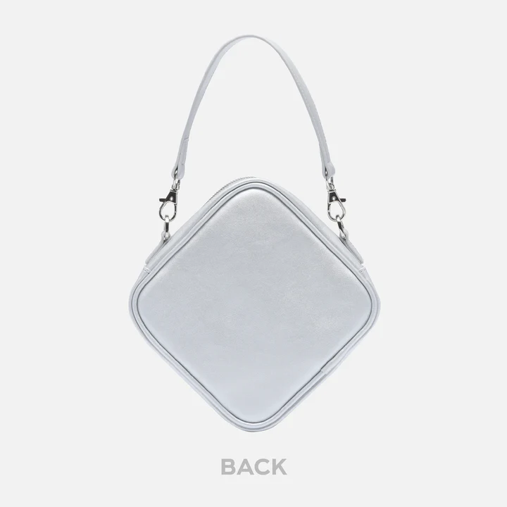 AESPA - 2024 LIVE TOUR - SYNK: PARALLEL LINE OFFICIAL MD MINI POUCH SET