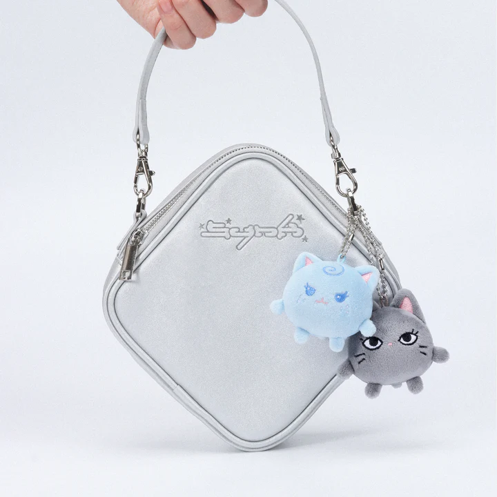 AESPA - 2024 LIVE TOUR - SYNK: PARALLEL LINE OFFICIAL MD MINI POUCH SET