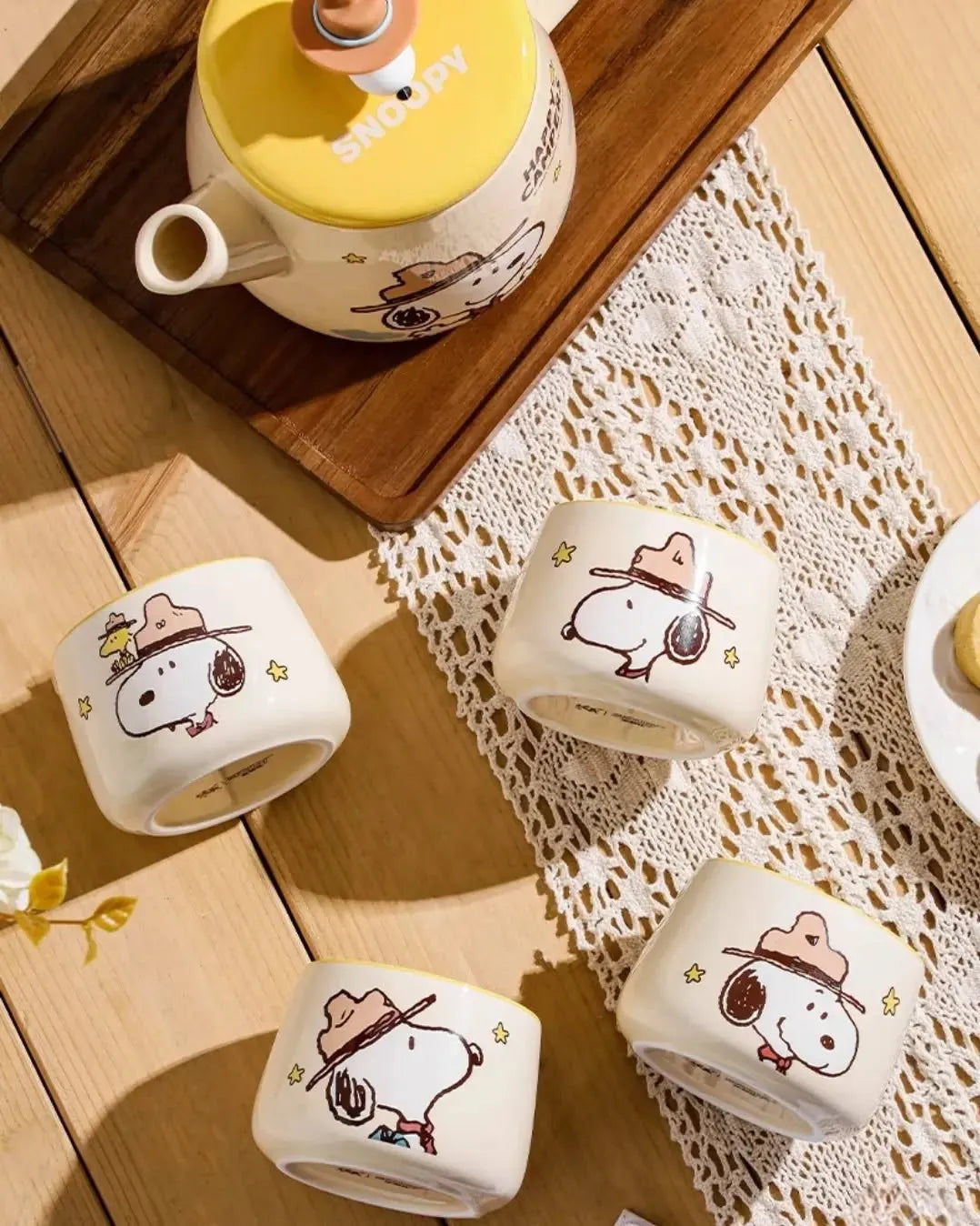 PEANUT SNOOPY Authentic Happy Camper Tea Set Yellow