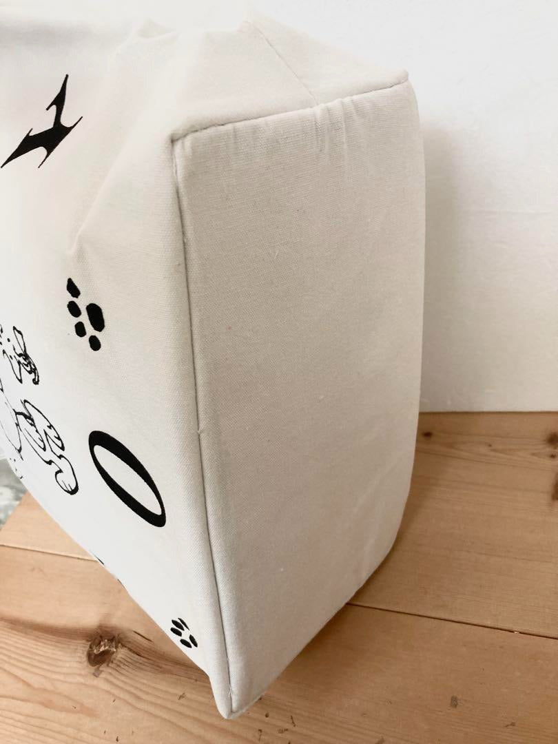 PEANUT SNOOPY© Black Canvas Alpha Tote Bag (Japan Edition)