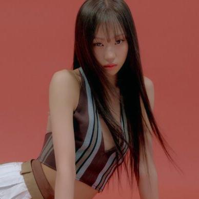 IZNA 1ST MINI ALBUM - N/A (IZNA VERSION)