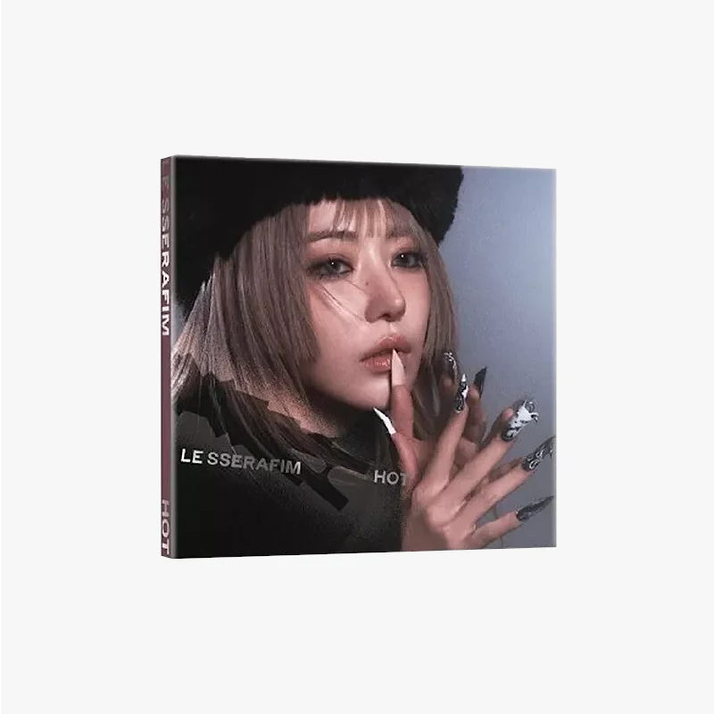 LE SSERAFIM 5TH MINI ALBUM - 'HOT' (COMPACT VER.)