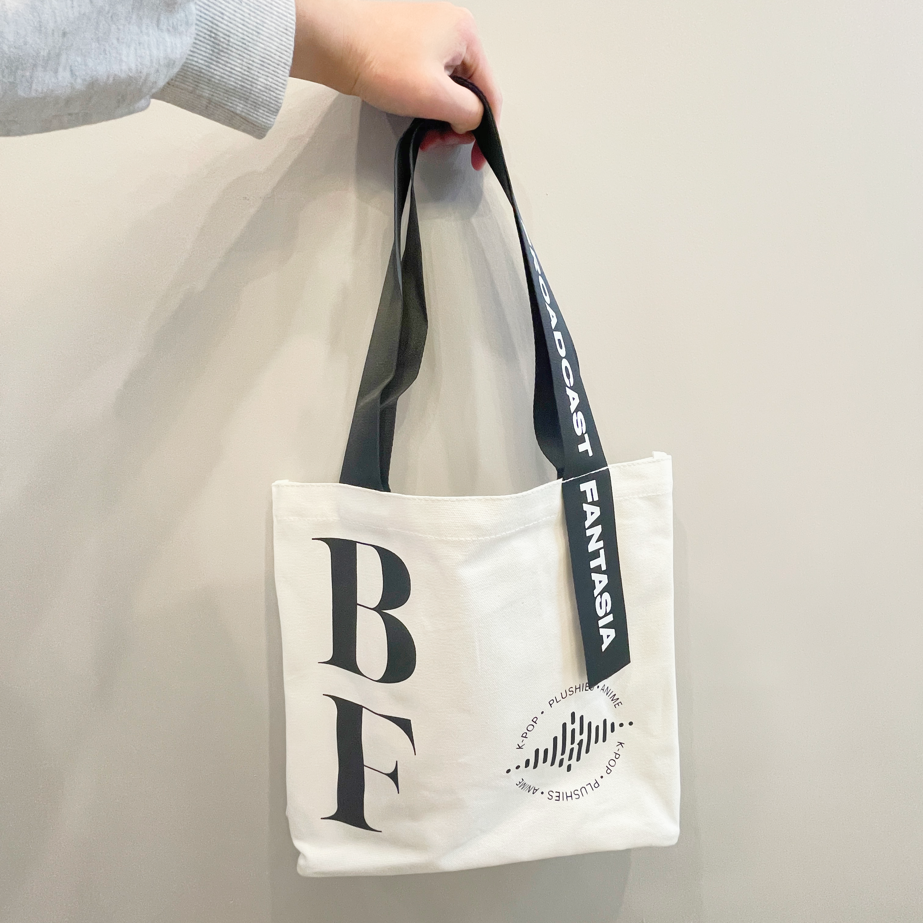 Broadcast Fantasia Tote Bag