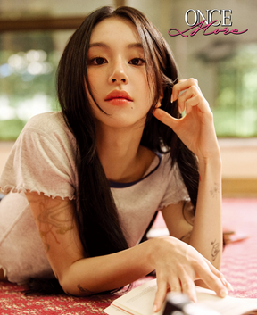 ESQUIRE PHOTOBOOK : ONCE MORE (TWICE: CHAEYOUNG)