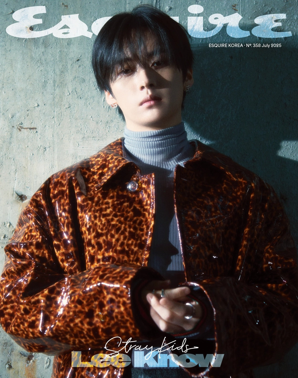 Esquire - 2025. 08 (Cover. Stray Kids LEE KNOW)