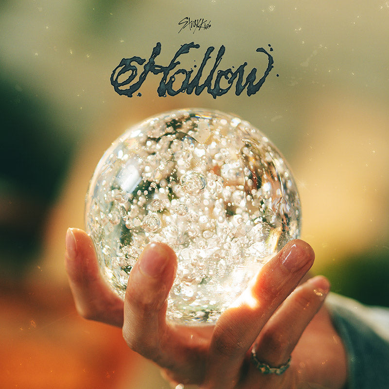 STRAY KIDS 3RD JAPANESE ALBUM - HOLLOW (STANDARD)
