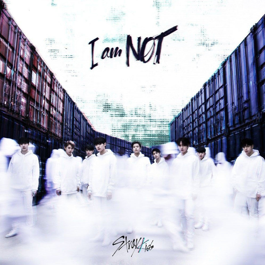 STRAY KIDS DEBUT ALBUM - I AM NOT
