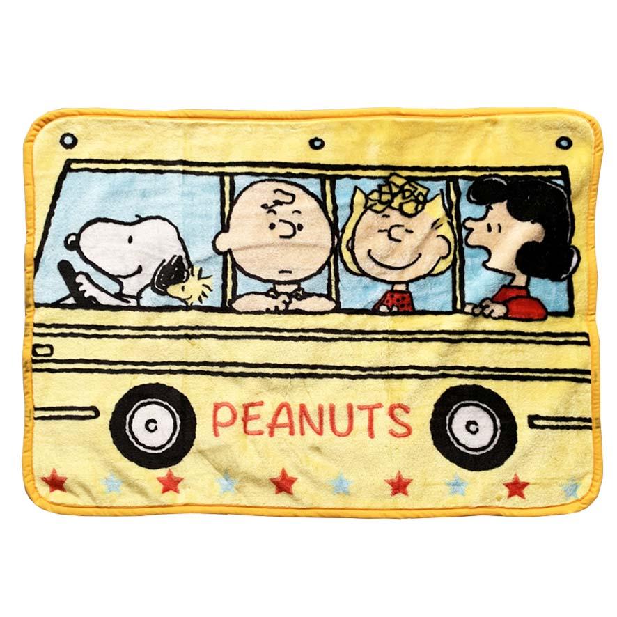 PEANUT SNOOPY© Knee Blanket (3 style) (Japan Edition)