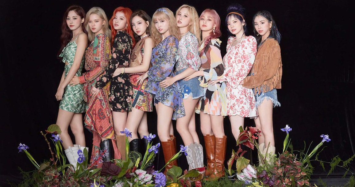 TWICE MINI ALBUM VOL. 9 - MORE & MORE